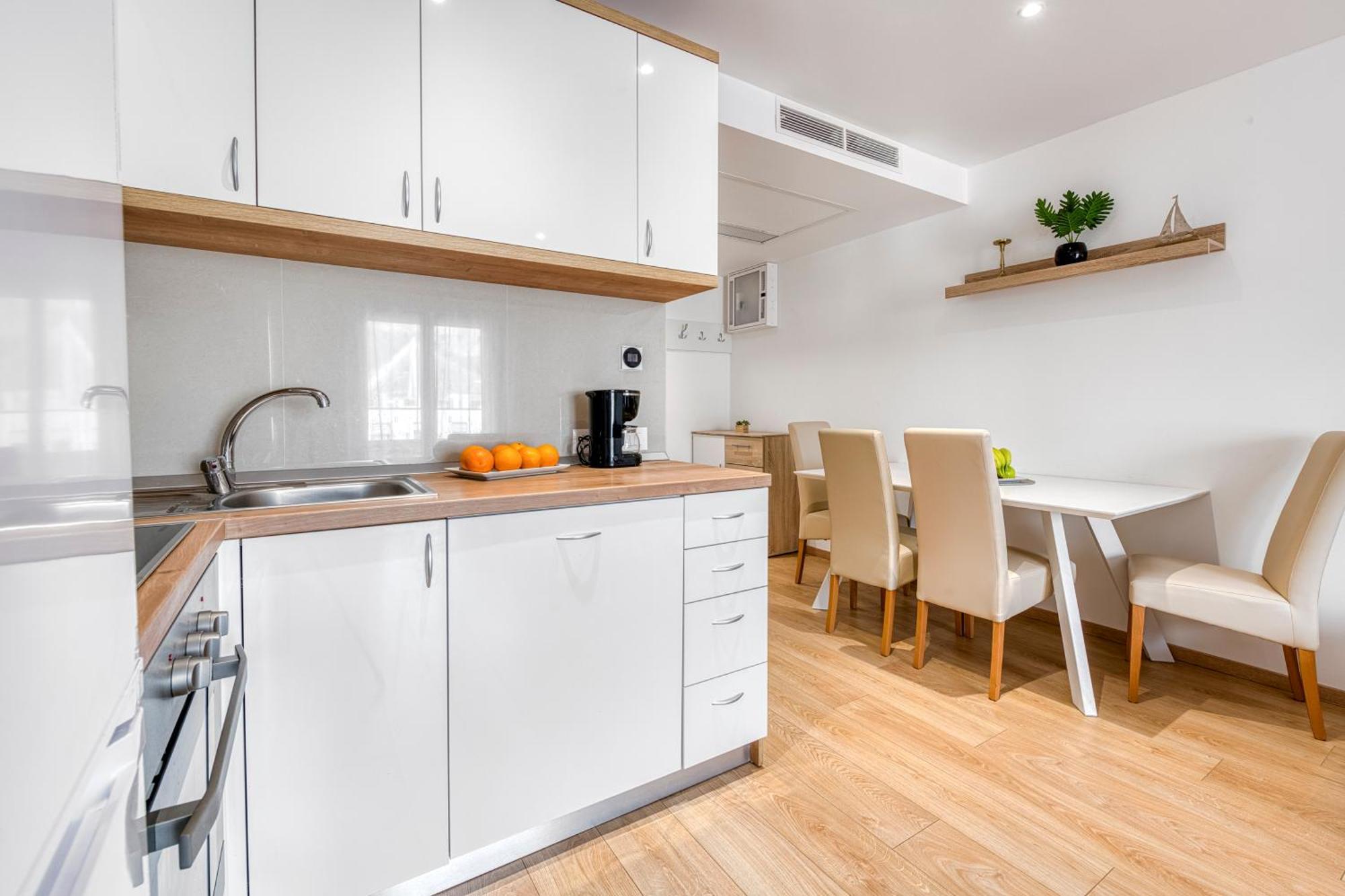 Skyline Apartment